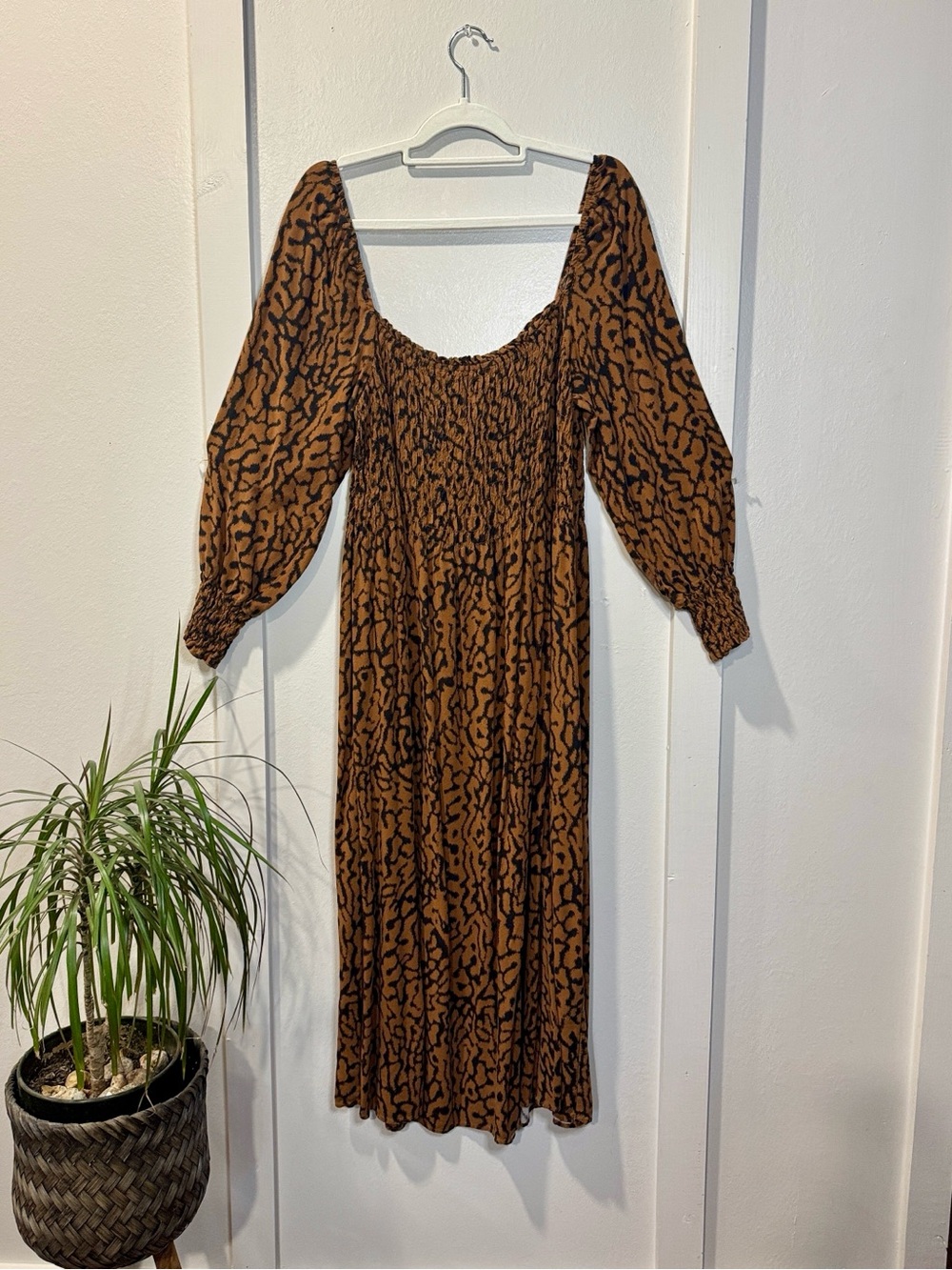 H&M Abstract Animal Print Maxi Dress Large Square Neck 3/4 Sleeve